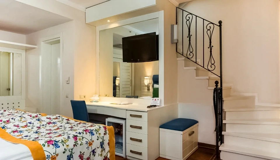 هتل اورنج کانتی کمر آنتالیا